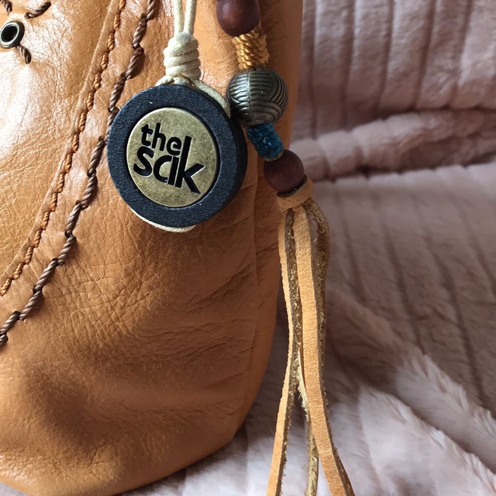 the Sak - Picture 2 of 10